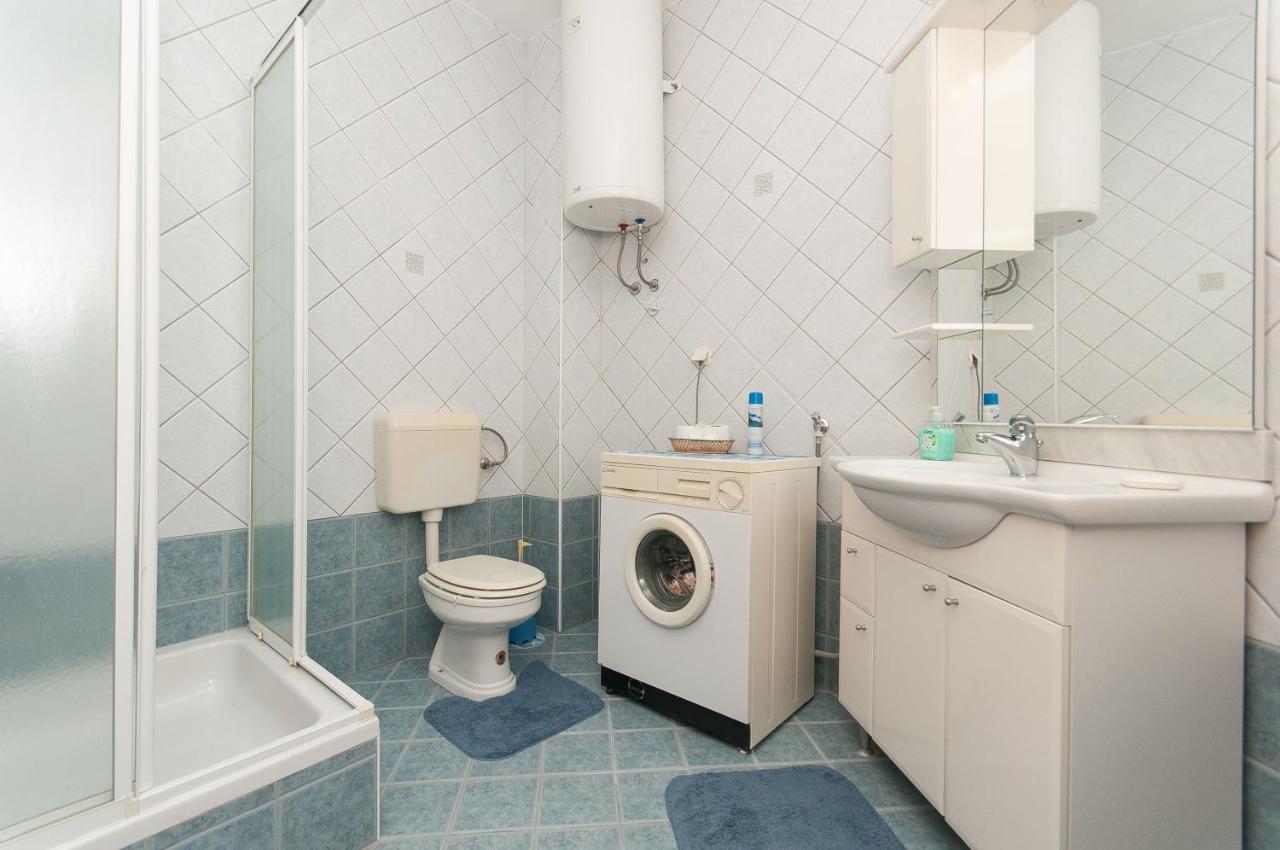 Apartment Brajki Omis Exterior photo
